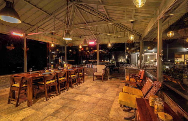 amã Stays & Trails Barefoot Bungalow, Dhanaulti - Foto 17