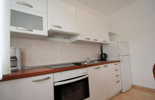 Apartment Bilic with balcony - Photo 5