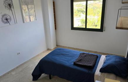 Piso muy cómodo en Estepona, Zona Selwo - Photo 25