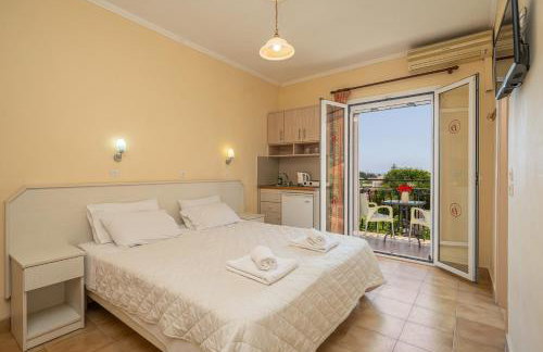 Dionysios Studios - Foto 28