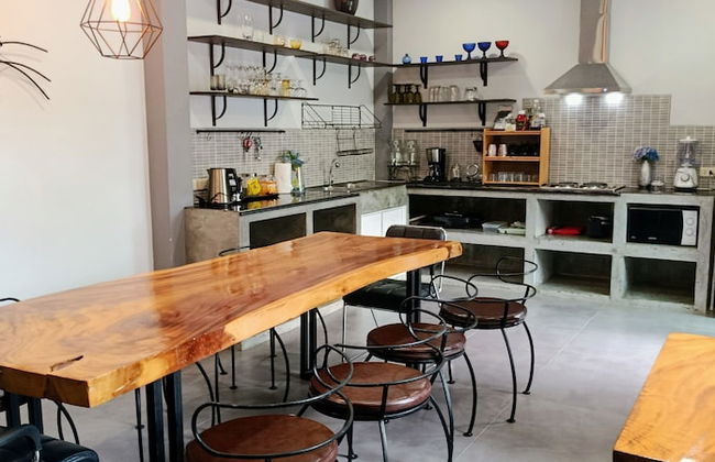 Villa Rajapruek Entire 3 villas 7 bedrooms near airport - Photo 18