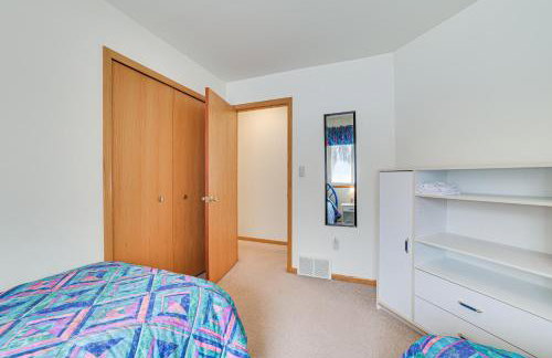 Cozy Mancelona Home Ski, Golf and Snowmobile! - Foto 11