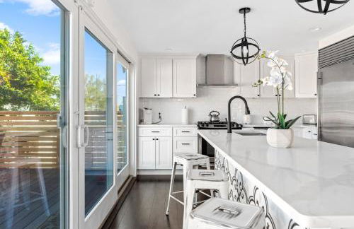 Poolside Chic by the Sea - Foto 8