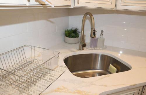 Spacious & Elegant 3 full bedroom apartment - Heart of Long Island - Foto 14