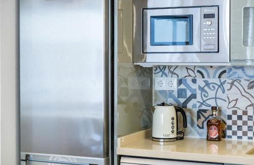 FLORIT FLATS - CATHEDRAL LUXURY TERRACE FLAT 2BR 2BA AC Wifi - Photo 56