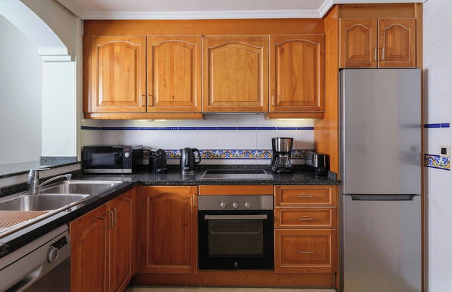 Marriott's Marbella Beach Resort - Photo 8