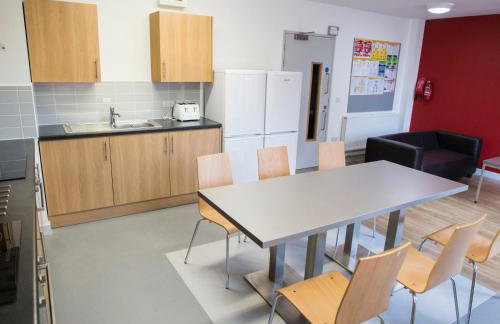 Fferm Penglais Apartments - Photo 6