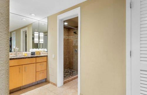 Kaanapali Alii 411 · ALII 411 Ground Floor 2BD at OceanFront Res - Photo 30