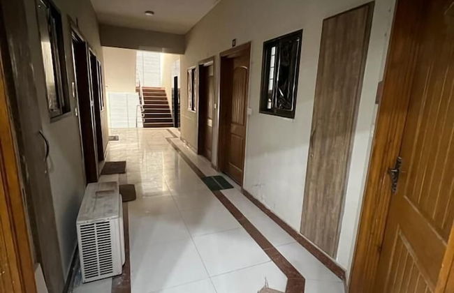 Harvey's Apartment - Photo 13