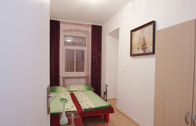 Raisa Apartments - Photo 7