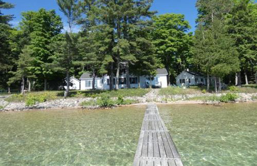 Cottage on Torch Lake - Foto 15