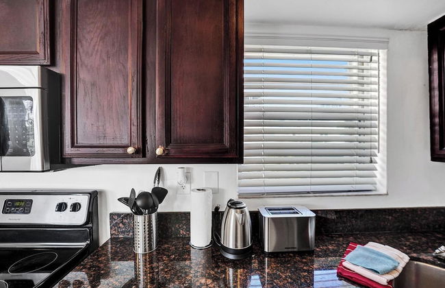 WAVES ON DESOTO - Photo 17