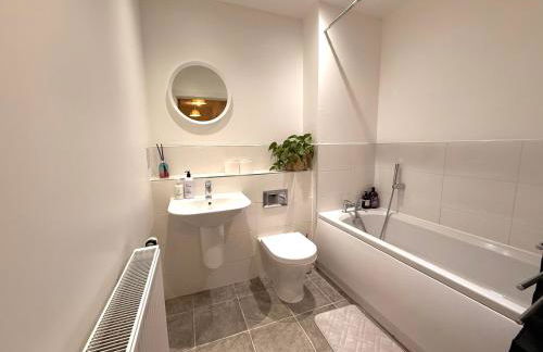 Issara Apartments 41 - Great location & Private Parking - Foto 13