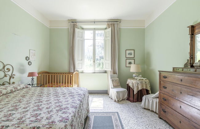 Tuscany's Hidden Garden Escape - Photo 18