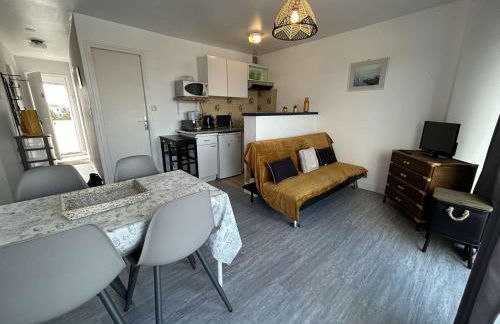 Appartement 2 pièces avec balcon, proche plage - FR-1-224B-563 - Foto 1