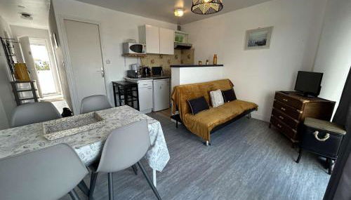 Appartement 2 pièces avec balcon, proche plage - FR-1-224B-563 - Foto 1