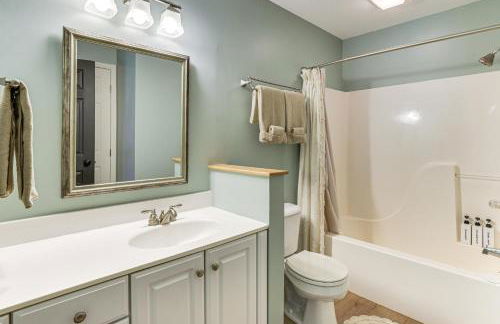 Pet Friendly Galena TH with Views and Indoor Pool! - Foto 18