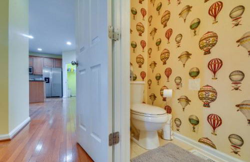 Fire Pit and Pool Access Quiet Holly Springs Home - Foto 10