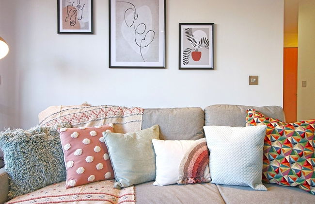 Bristol City Centre - 2 Bedroom Apartment - Marsh House - Photo 4