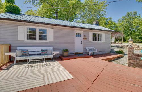 Cozy Mountain Home Cottage Walk to Marina! - Foto 16