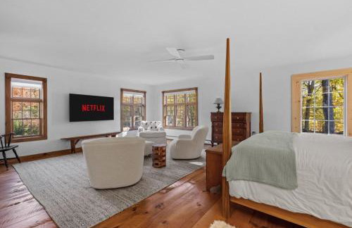 Modern Lux Cabin w Mtn Views and Fire Pit - Foto 28