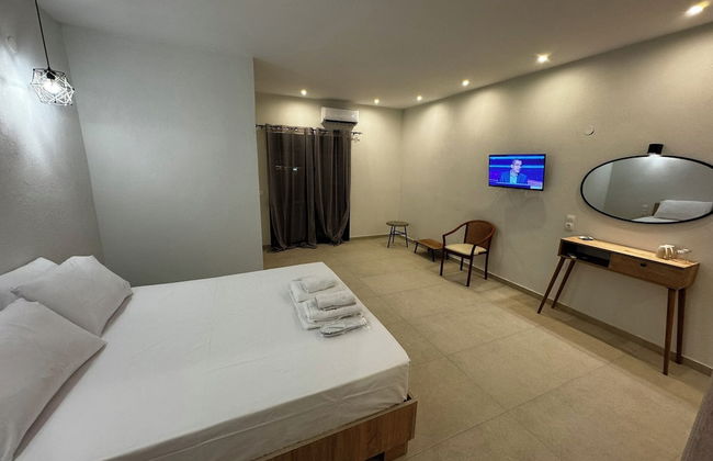 Georgias House Project West - Photo 1