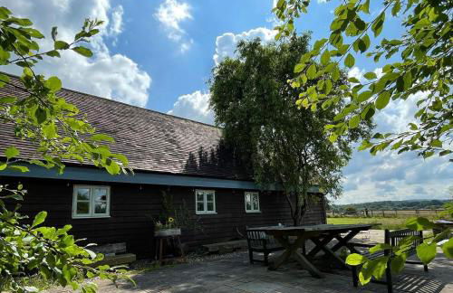 House on the Brooks Self catering Holiday let South Downs West Sussex Sleeps 14 - Foto 3
