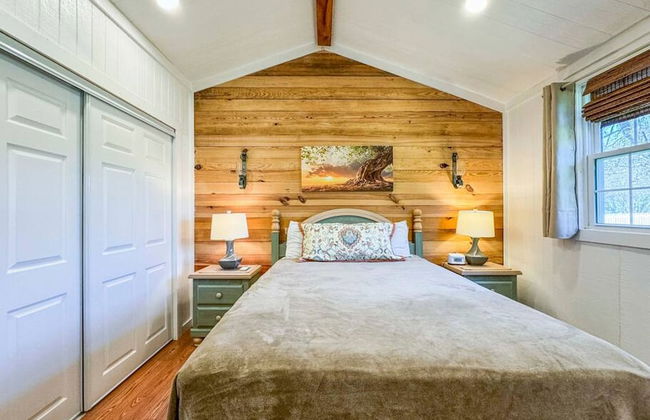 Wagon Wheel Cottage Couples Getaway in the Country - Foto 9