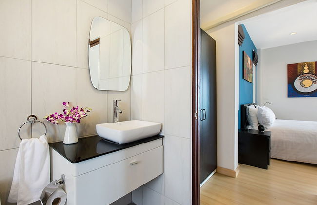 The Moonrakers - Photo 31