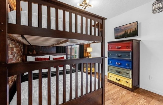 3 Bed/2.5 Bath Perfect Family Home Bunk Beds 3 Bedroom Townhouse by RedAwning - Foto 8