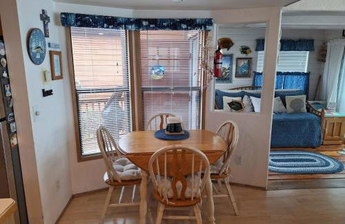 Luxurious Oceanfront Cabin 7 Getaway W Hot Tub - Foto 33