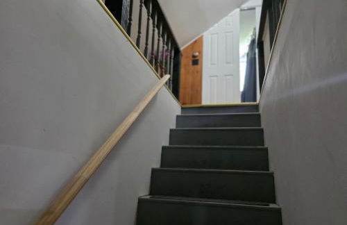 Charming 3 bedroom 2 bath home in Bloomfield with wishing well - Foto 12