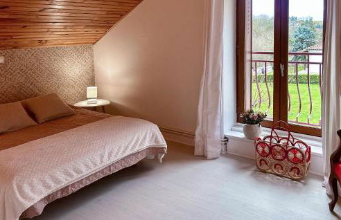 Lovely Home In Nanteuil-En-Vallée With Wifi - Foto 15