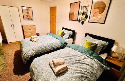 Birmingham City Centre Apartment with Parking - Photo 38