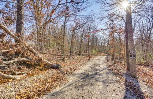 Family Home with Private Dock on Lake of the Ozarks! - Foto 40