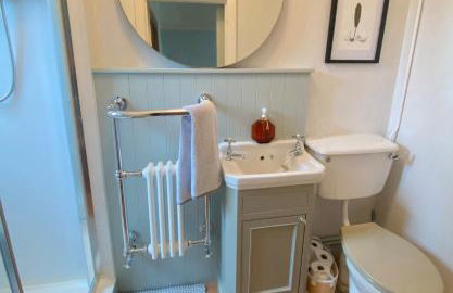 Elegant Coastal Home with Unrivalled Sea Views - Foto 9