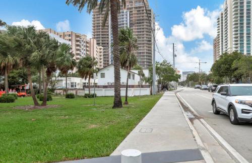 Studio Right off Las Olas - Steps to FTL Beach 2C - Foto 17