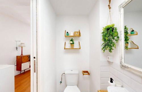 Piso Agradable a Metros de La Plaza de las Flores - Foto 28