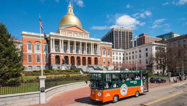 Boston Trolleybus Tour - Photo 5