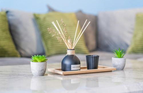 #79 World Famous Rotunda Skyline Views - Near Victoria Square - Sleeps 6 - " Perfect for contractors and Families" - Foto 21