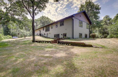 Secluded Wautoma Home with Fire Pit! - Foto 17