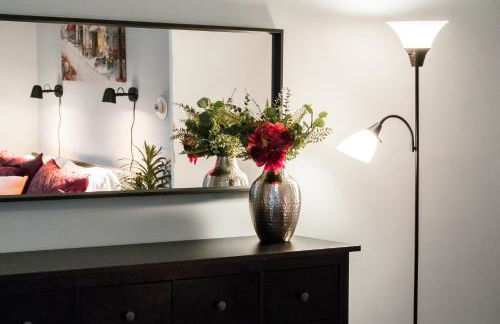 Gorgeous 1BR Wooster Sq. apt. - wshr/dryr, parking - Foto 14