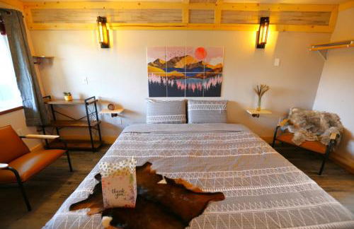 2nd Floor Newly Renovated room in Hatcher Pass Castle - Foto 2