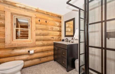 Studio apartment at Sugarloaf Log House - Photo 8
