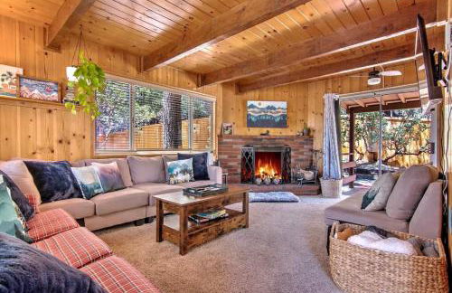 Blissfully Wild -with Hot Tub and pets are welcome - Foto 35