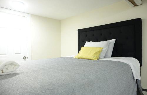 Best EWR Airport Studio-Hot Tub-Free Parking - Foto 17