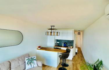Cote d’Azur Charm, Studio Apartment with panoramic seaview in Nice - Foto 7