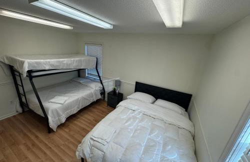 Modern 2BR Suite 202- Toledo & Sylvania Gateway - Foto 20