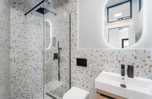 Apartment Gironi with Pool, Jacuzzi - Photo 28