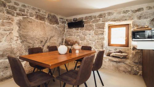 Maison Laurel - Beautiful Stone Estate With Private Pool, Near Split and Omiš - Foto 5